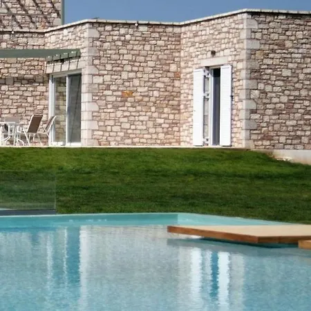 Stone Bay Houses In Messinia Kalamaki Beach Area Chrani Exterior photo